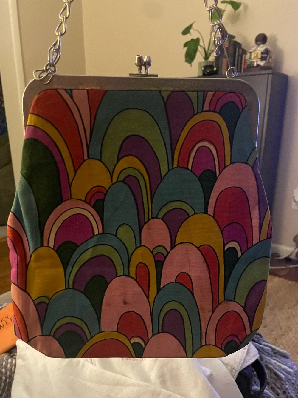 Vibrant Psychedelic. Mod cloth purse from 1960’s